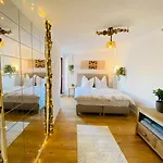 Home Cinema - Balcony - Wi-Fi & Streams